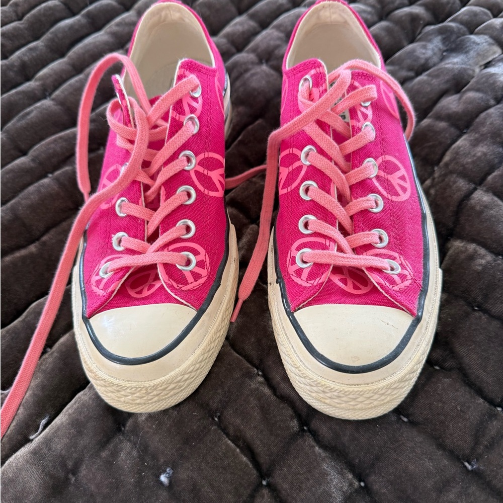 Converse Hot Pink Peace Sign Low Top Sneakers